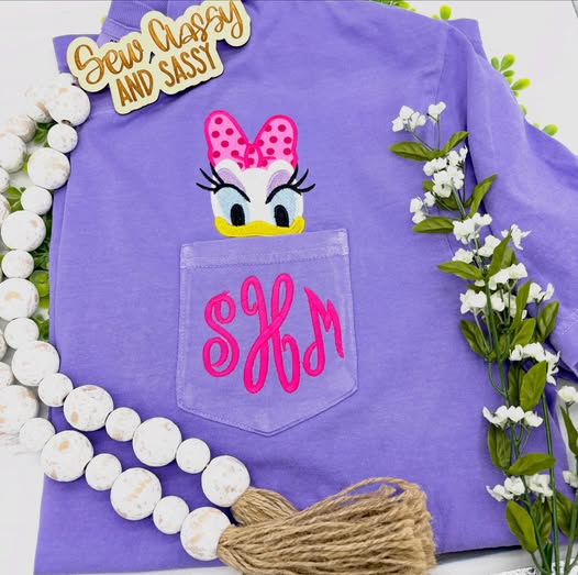 Adult Mouse friends pocket tee